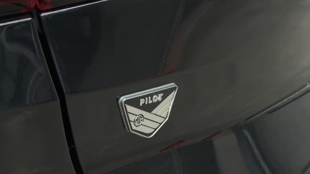 2022 MG Zst Core, Automatic, 13846 km, Badge (Boot Left Side)