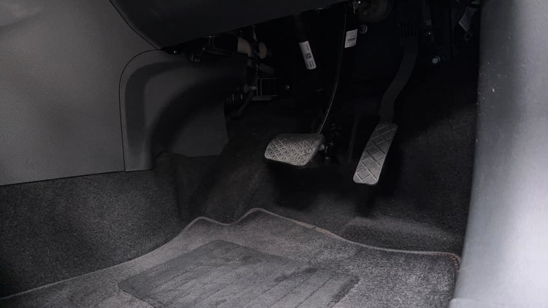 2022 MG Zst Core, Automatic, 13846 km, Pedals and Footmat