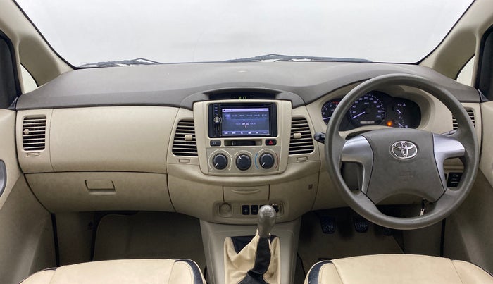 2014 Toyota Innova 2.5 GX 8 STR BS IV, Diesel, Manual, 70,258 km, Dashboard