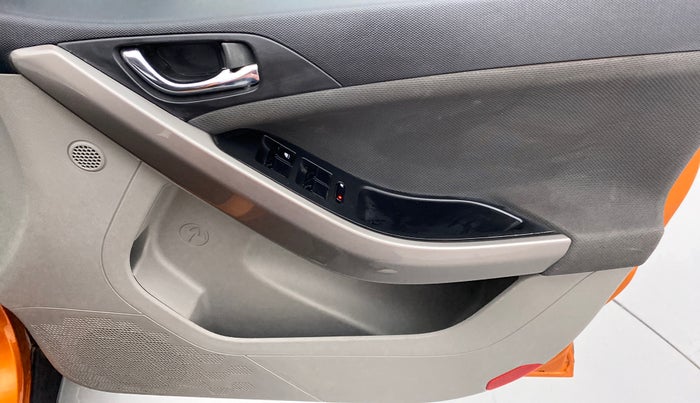 2018 Tata NEXON XZA+ 1.5, Diesel, Automatic, 64,609 km, Driver Side Door Panels Control