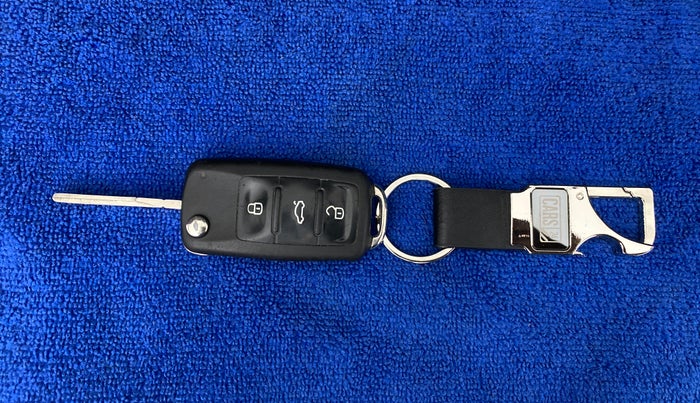 2018 Volkswagen Polo HIGH LINE PLUS 1.0, Petrol, Manual, 50,800 km, Key Close Up