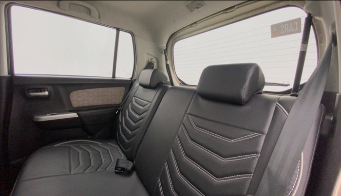 2016 Maruti Wagon R 1.0 VXI (O) AMT, Petrol, Automatic, 28,352 km, Right Side Rear Door Cabin