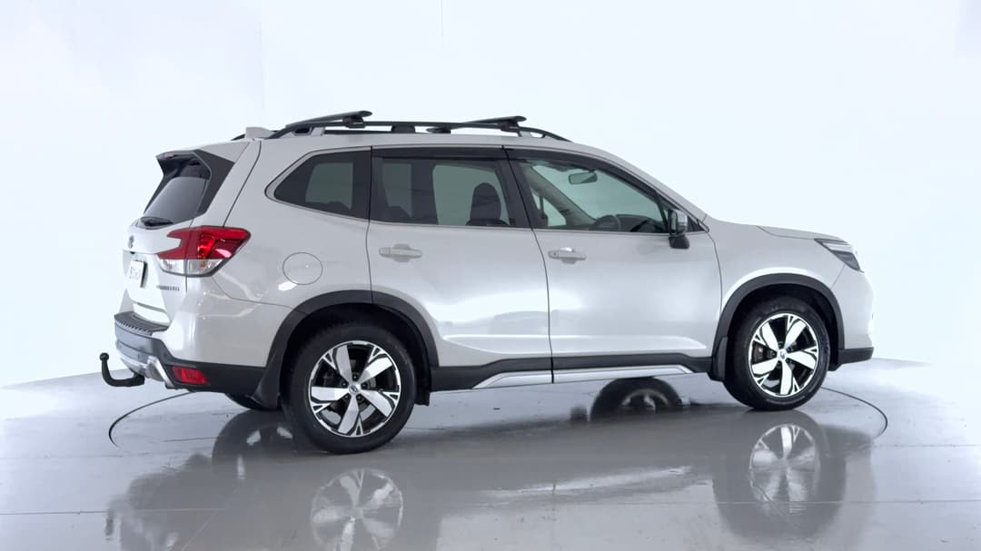 2019 Subaru Forester 2.5i-s (AWD), Automatic, 68499 km, Right Back Diagonal (45- Degree) View