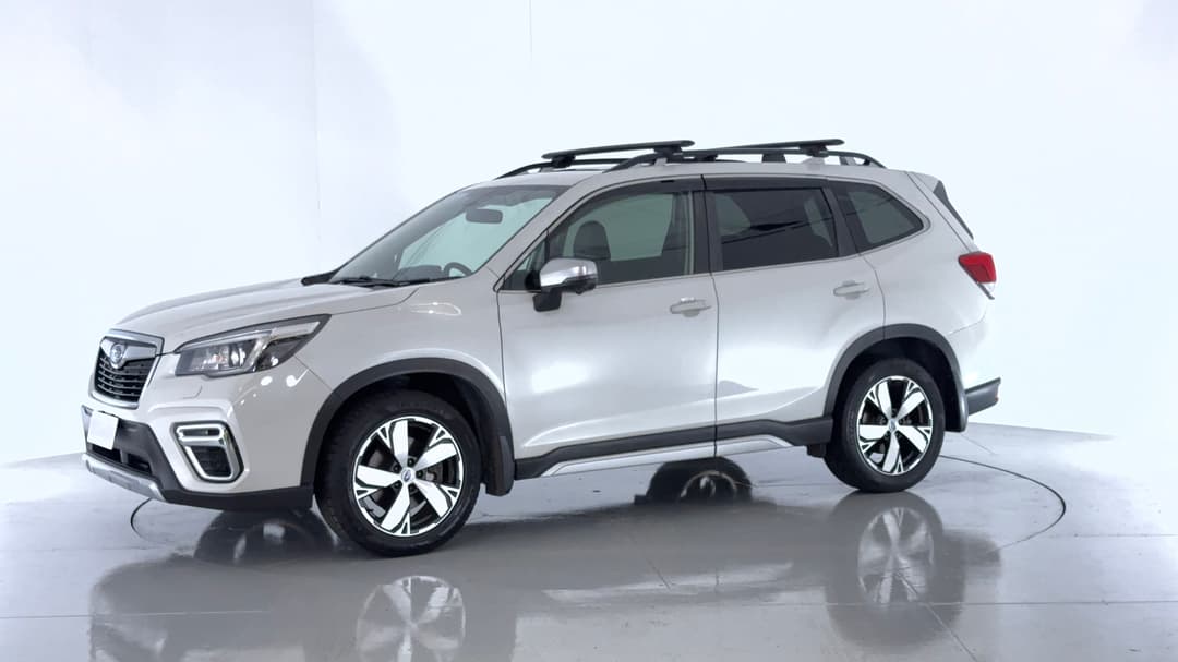 2019 Subaru Forester 2.5i-s (AWD), Automatic, 68499 km, Left Front Diagonal (45- Degree) View