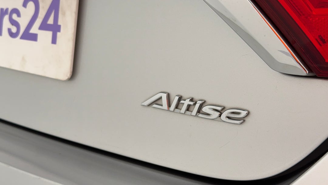 2017 Toyota Camry Altise, Automatic, 104571 km, Badge (Boot Right Side)