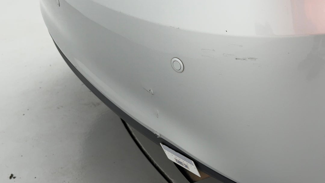 2017 Toyota Camry Altise, Automatic, 104571 km, Bumper Rear Dent