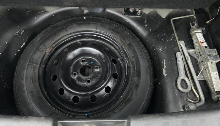 2013 Maruti Swift VDI, Diesel, Manual, 46,389 km, Spare Tyre