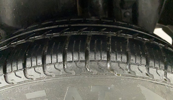 2012 Maruti Swift Dzire VXI, Petrol, Manual, 58,586 km, Left Rear Tyre Tread