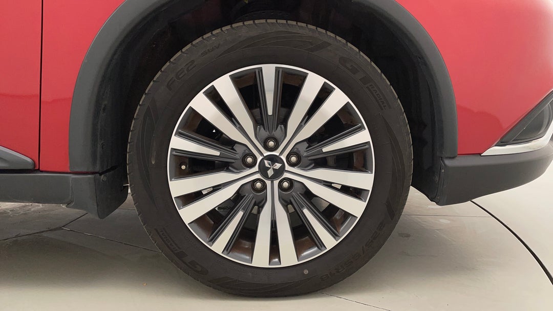 2018 Mitsubishi Outlander Ls 7 Seat (awd), Automatic, 116491 km, Right Front Wheel