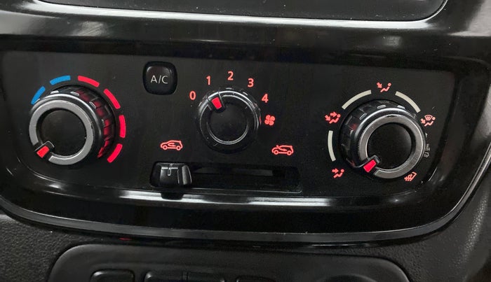 2017 Renault Kwid RXT 1.0 AMT, Petrol, Automatic, 38,185 km, Dashboard - Air Re-circulation knob is not working