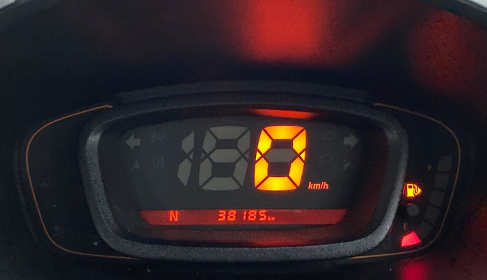 2017 Renault Kwid RXT 1.0 AMT, Petrol, Automatic, 38,185 km, Odometer Image