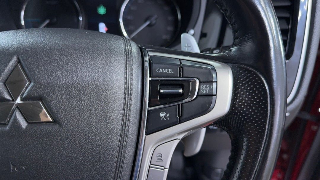 2017 Mitsubishi Outlander Exceed Phev, Automatic, 149436 km, Cruise Control