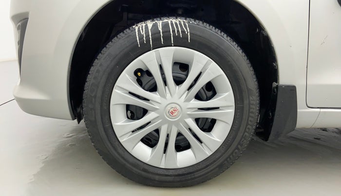 2012 Maruti Ertiga VDI, Diesel, Manual, 1,86,758 km, Left Front Wheel