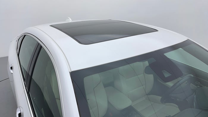 Chevrolet Impala-Roof/Sunroof View