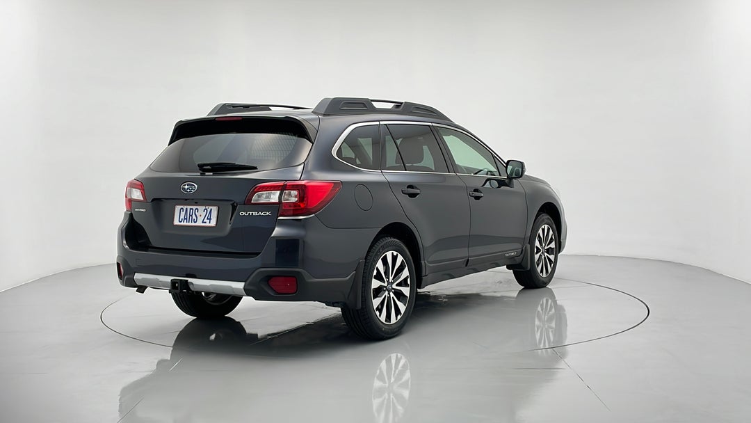 Right Back Diagonal (45- Degree) View