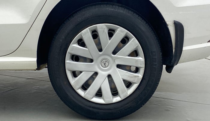 2017 Volkswagen Ameo COMFORTLINE 1.2, Petrol, Manual, 47,917 km, Left Rear Wheel