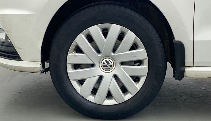 2017 Volkswagen Ameo COMFORTLINE 1.2, Petrol, Manual, 47,917 km, Left Front Wheel