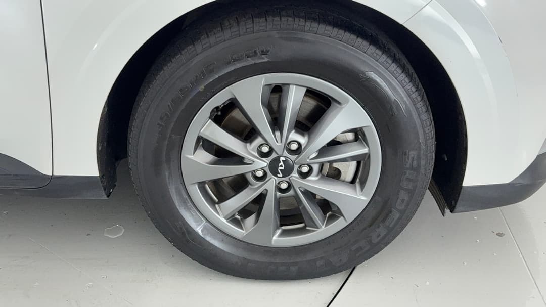 2022 Kia Carnival S, Automatic, 87422 km, Right Front Wheel