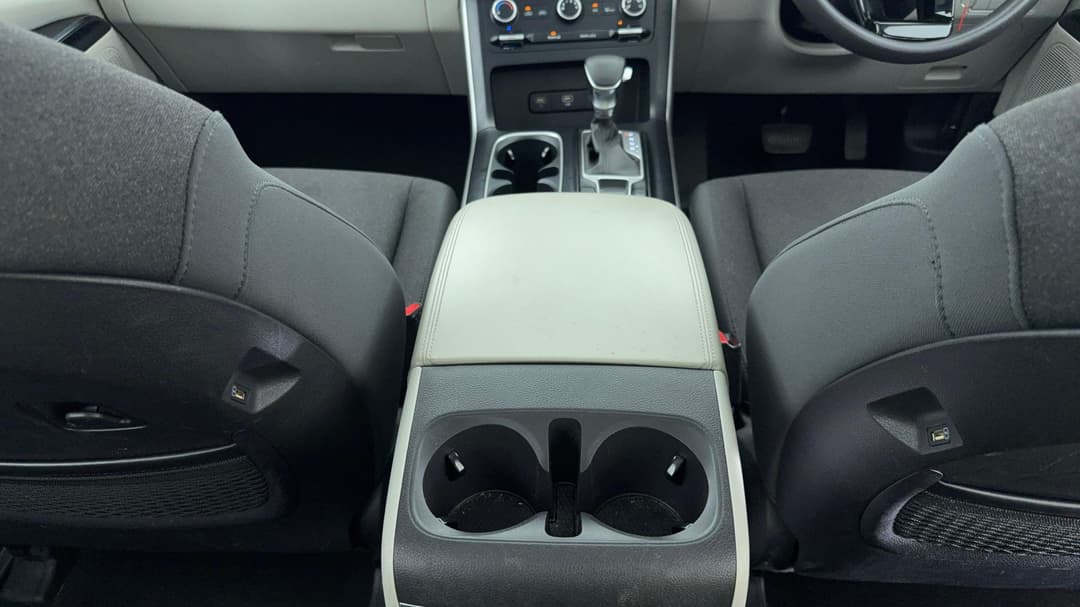 2022 Kia Carnival S, Automatic, 87422 km, Center Console