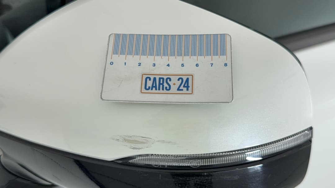 2022 Kia Carnival S, Automatic, 87422 km, Side Mirrors Housing LHS Scratch