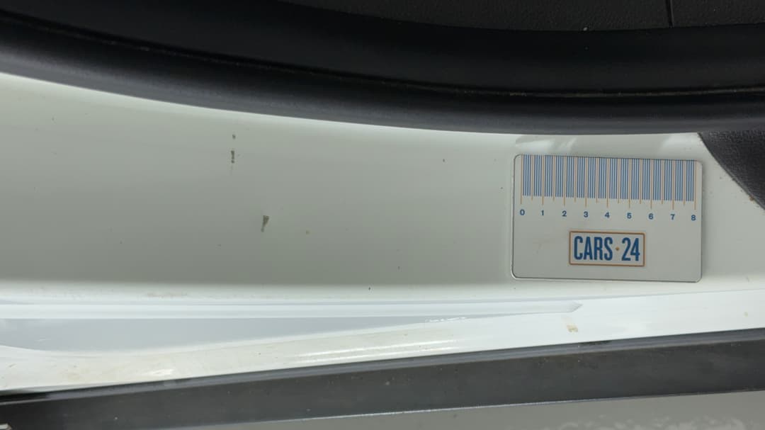 2022 Kia Carnival S, Automatic, 87422 km, Door Sills Front RHS Scratch