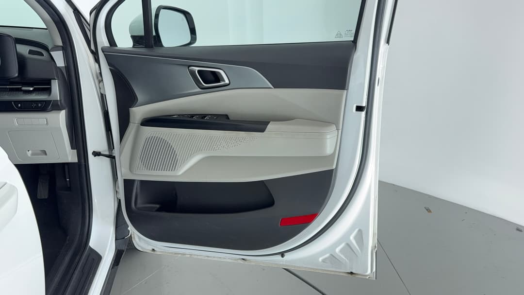 2022 Kia Carnival S, Automatic, 87422 km, Speaker View