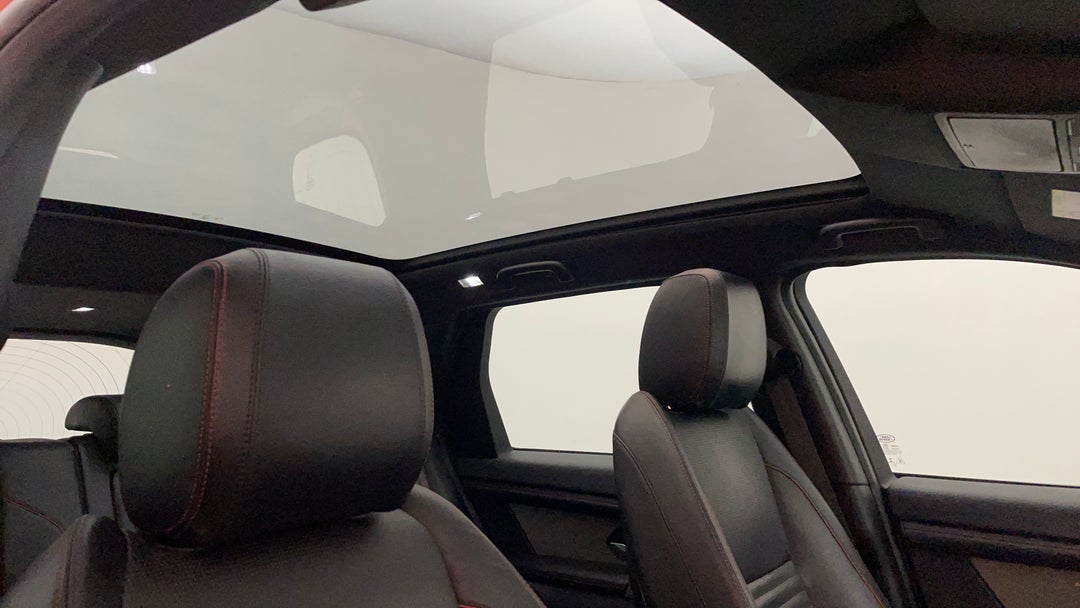 Interior Sunroof/Moonroof