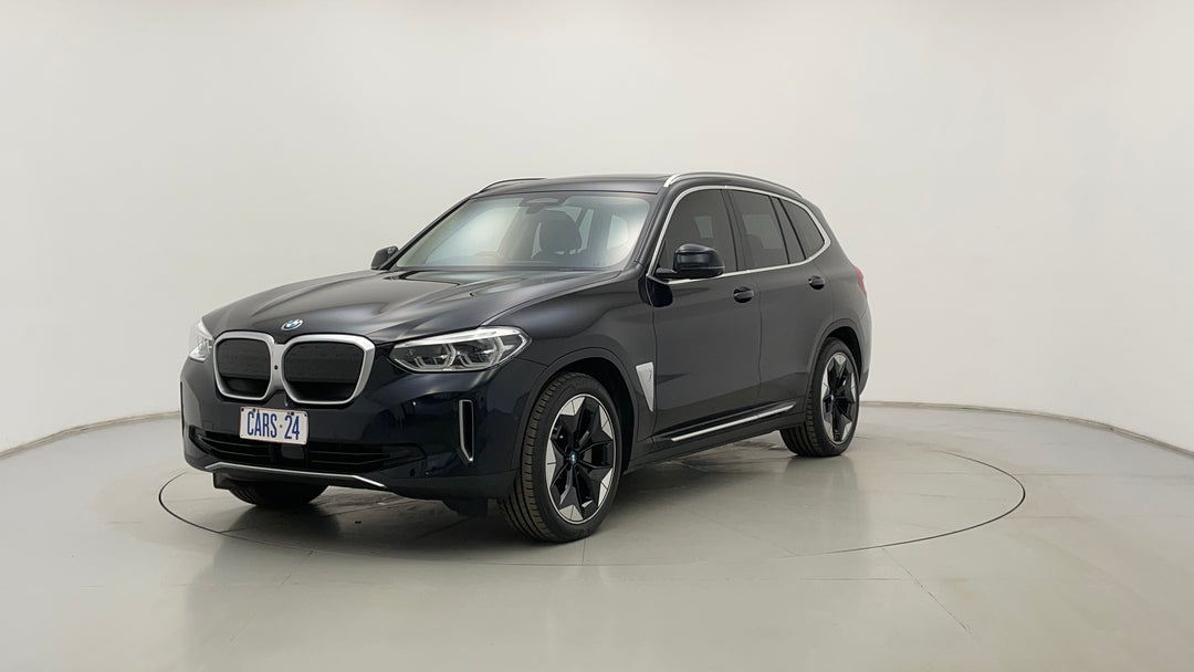 Left Front Diagonal (45- Degree) View