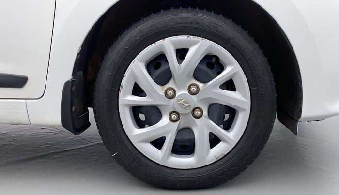 2018 Hyundai Grand i10 SPORTS 1.2 VTVT, Petrol, Manual, 22,893 km, Right Front Wheel