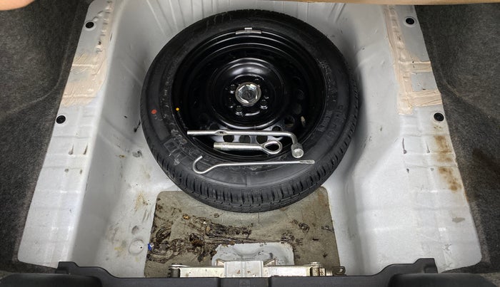 2014 Honda City 1.5L I-VTEC V MT, Petrol, Manual, 1,08,573 km, Spare Tyre