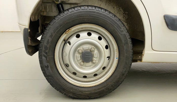 2013 Maruti Wagon R 1.0 LXI, Petrol, Manual, 37,106 km, Right Rear Wheel