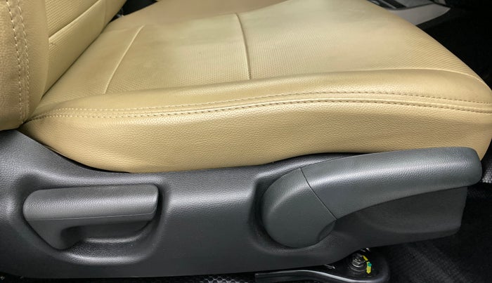 2020 Honda City VX CVT PETROL, Petrol, Automatic, 20,426 km, Driver Side Adjustment Panel