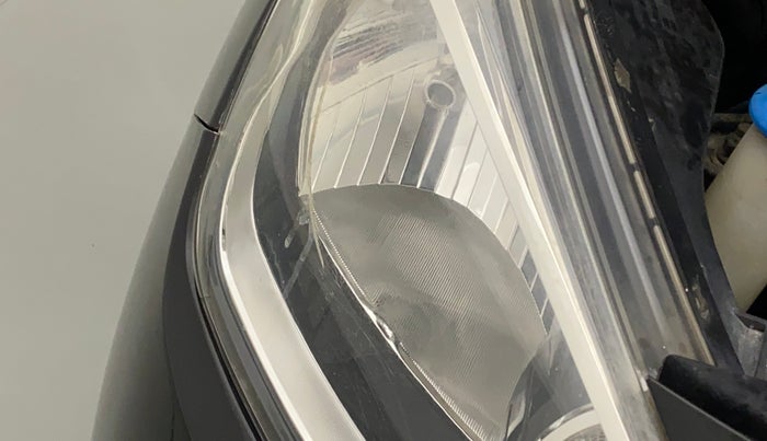 2014 Hyundai Xcent S 1.2, Petrol, Manual, 63,983 km, Right headlight - Minor scratches