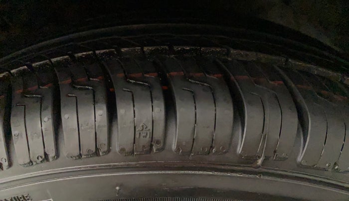 2014 Hyundai Xcent S 1.2, Petrol, Manual, 63,983 km, Left Rear Tyre Tread
