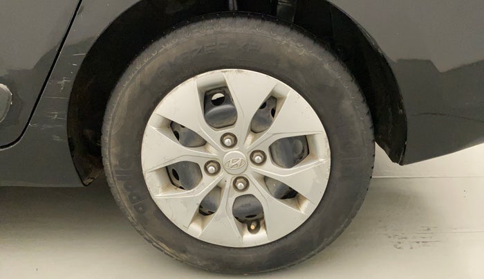 2014 Hyundai Xcent S 1.2, Petrol, Manual, 63,983 km, Left Rear Wheel