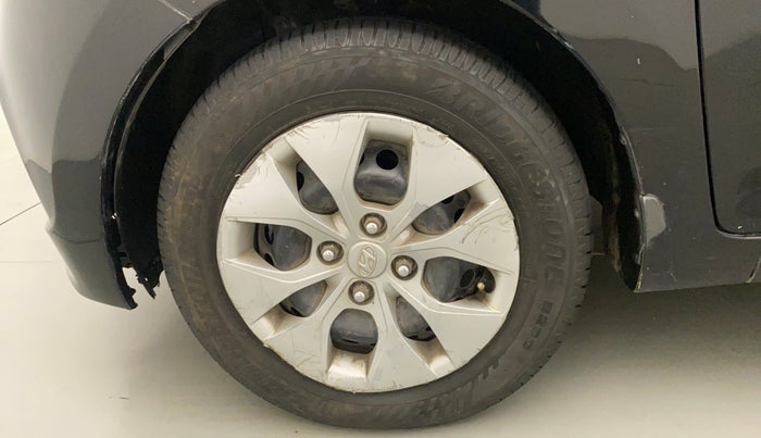2014 Hyundai Xcent S 1.2, Petrol, Manual, 63,983 km, Left Front Wheel