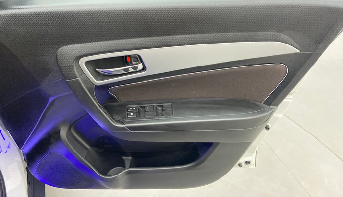 2022 Toyota URBAN CRUISER PREMIUM MT, Petrol, Manual, 2,947 km, Driver Side Door Panels Control