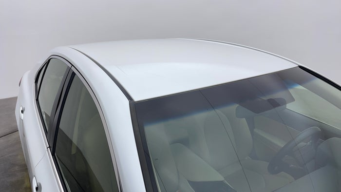 Toyota Camry-Roof/Sunroof View