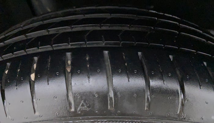 2019 Maruti Baleno ZETA CVT PETROL 1.2, Petrol, Automatic, 12,617 km, Left Front Tyre Tread