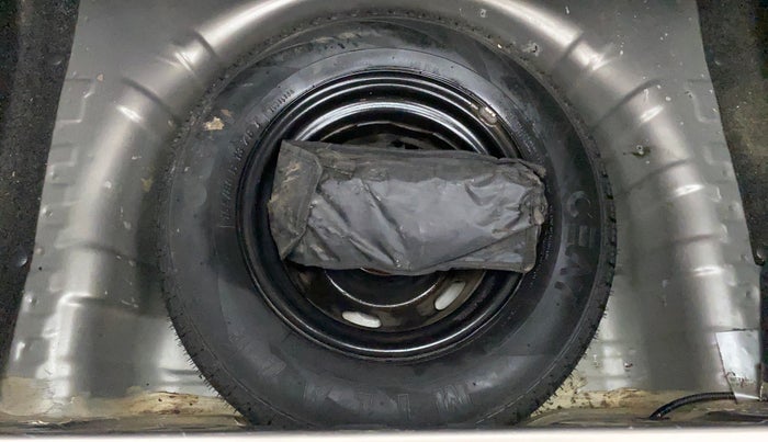 2017 Datsun Redi Go T(O) 1.0, Petrol, Manual, 33,915 km, Spare Tyre