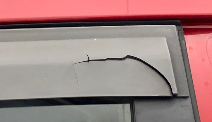 2016 Hyundai Elite i20 ASTA 1.2 (O), Petrol, Manual, 1,15,411 km, Right rear door - Door visor damaged