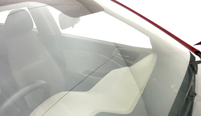 2016 Hyundai Elite i20 ASTA 1.2 (O), Petrol, Manual, 1,15,411 km, Front windshield - Minor spot on windshield