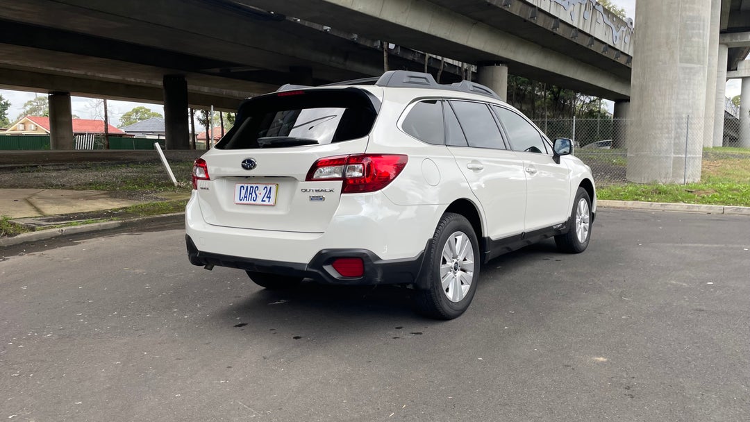 Right Back Diagonal (45- Degree) View