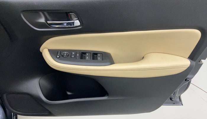 2022 Honda City ZX MT PETROL, Petrol, Manual, 2,795 km, Driver Side Door Panels Control