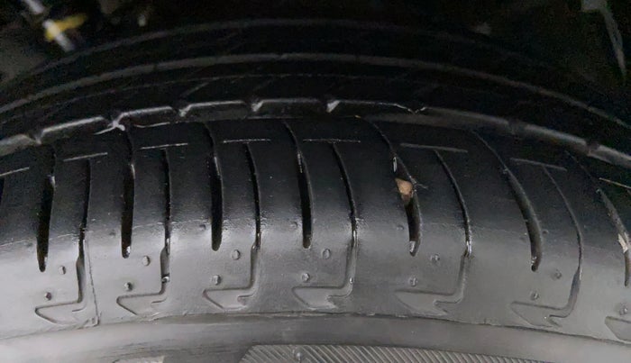 2022 Honda City ZX MT PETROL, Petrol, Manual, 2,795 km, Left Rear Tyre Tread
