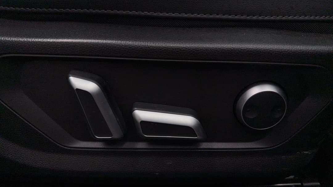2023 GWM Haval H6 Ultra Hybrid, Automatic, 61778 km, Drivers Side Adjustment Panel
