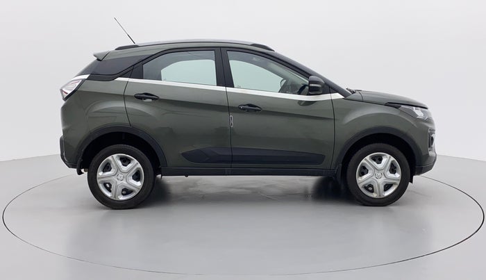 2021 Tata NEXON XM SUNROOF PETROL, Petrol, Manual, 23,899 km, Right Side View
