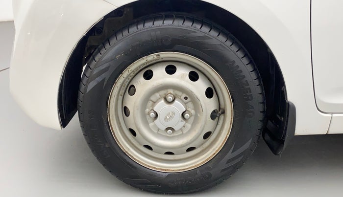 2018 Hyundai Eon ERA +, CNG, Manual, 1,00,997 km, Left Front Wheel