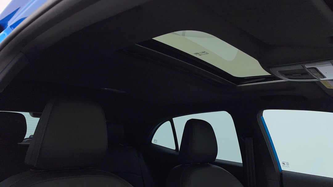 Interior Sunroof/Moonroof