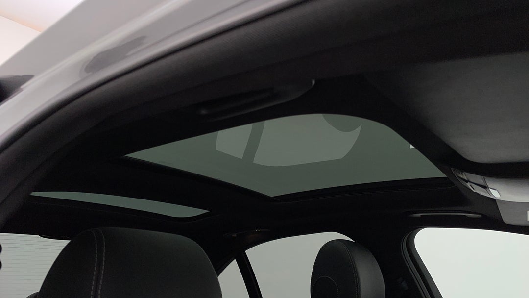Interior Sunroof/Moonroof